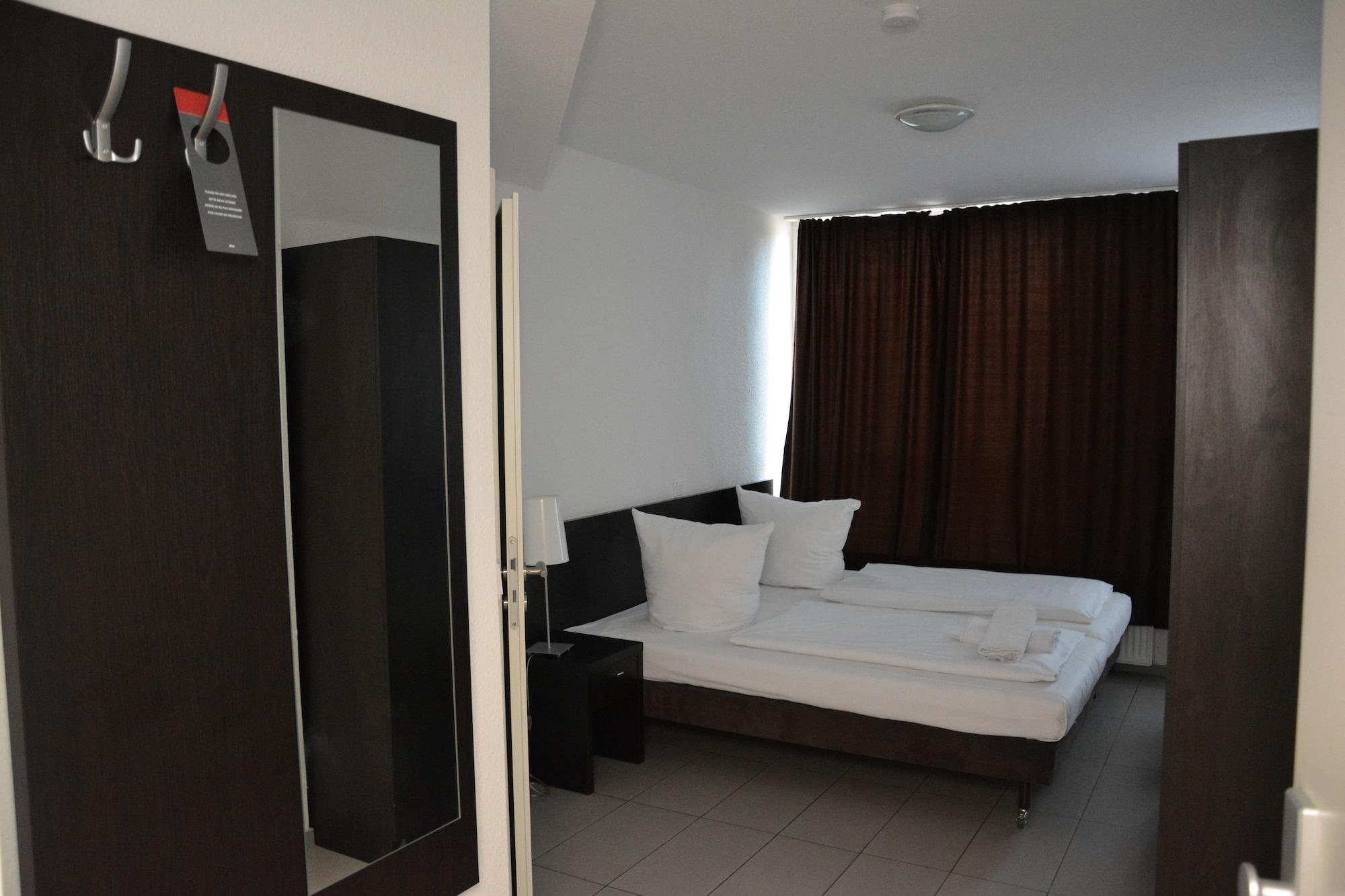 Mosel Hotel Франкфурт-на-Майні Екстер'єр фото